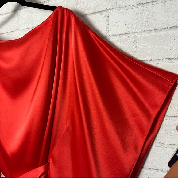 St. John Silk Blouse Tunic Size XL Red  Career Front Tie - Picture 7 of 13